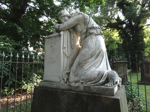 Grabdenkmal Carl von Hahn