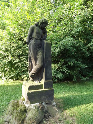 Monument Charlotte Dietrich