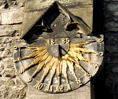 Sonnenuhr an der Marienkirche