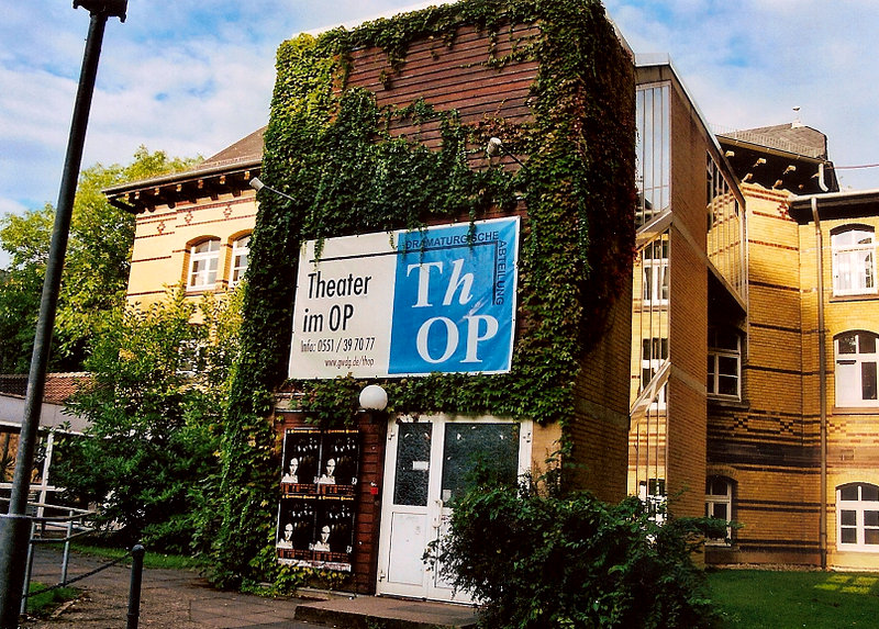 Georg-August-Universit�t das ThOP