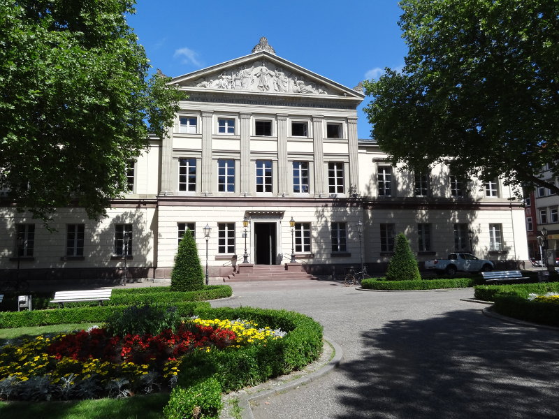 Foto - Wilhelmsplatz - die Aula in G&ouml;ttingen