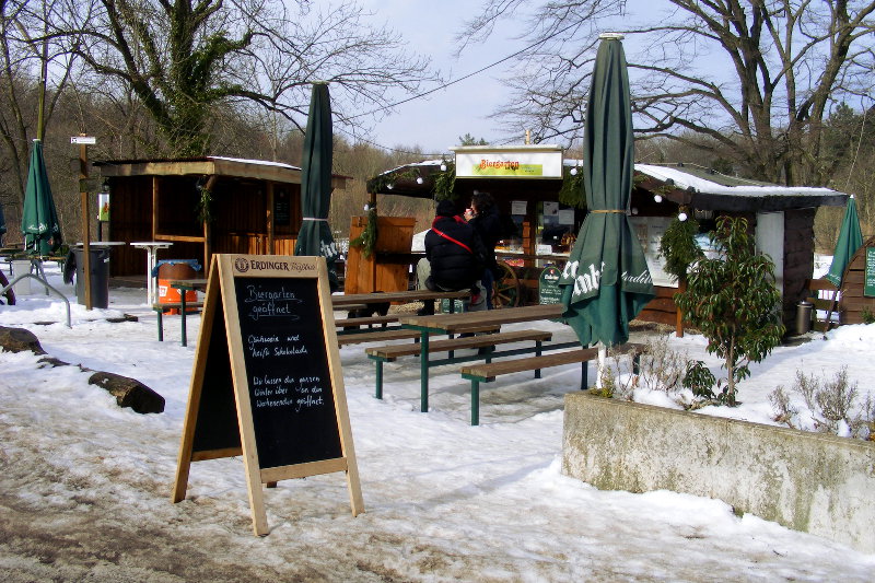 G�ttinger Wald im Winter - Biergarten am Kehr
