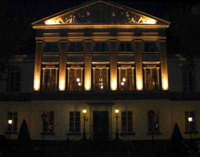 Bild - Aula auf dem Wilhelmsplatz in G�ttingen