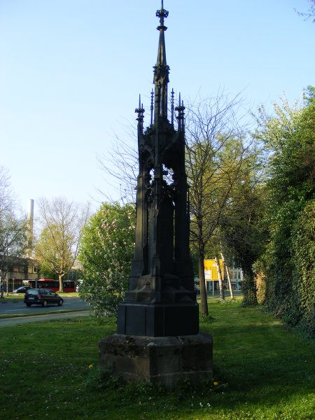 Wall-Anlage - Kriegerdenkmal